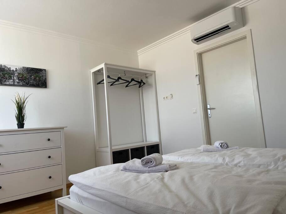Apartament Dachgeschoss Fuer 4 Mit Terrasse