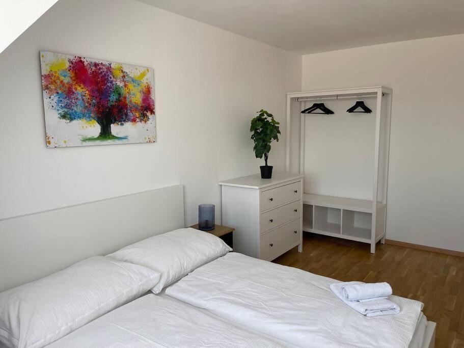 Apartament Dachgeschoss Fuer 4 Mit Terrasse Wiedeń